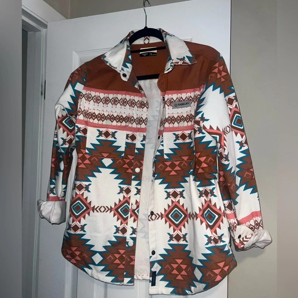 Magellan button down - Picture 1 of 1